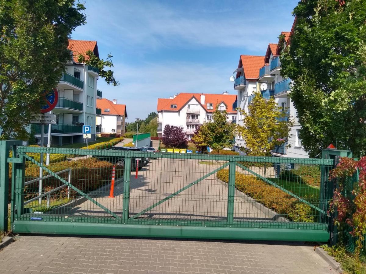 Green Apartment Z Bezplatnym Parkingiem Olsztyn  Kültér fotó
